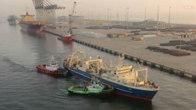 Umman'ın Duqm Limanı'ndaki yakıt tankerlerine yönelik insansız hava aracıyla saldırılar