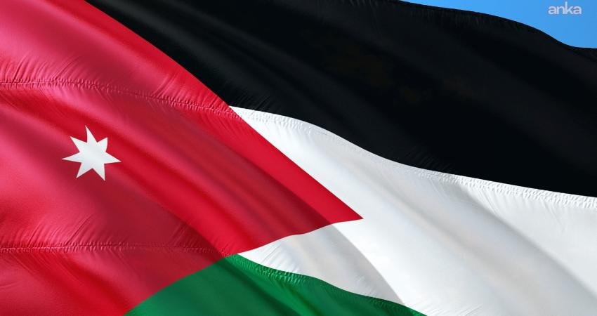  Ürdün, hava sahasının hava trafiğine yeniden açıldığını bildirdi.