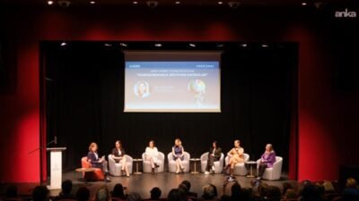 Üsküdar Belediyesi'nin "İsmini Vermek İstemeyen Söyleşi: Konuşamadıkça Büyüyen Duygular" programı,