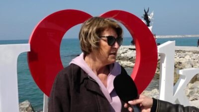 Kuşadası Belediye Başkanı Ömer Günel'in gözaltına alınmasına tepkiler devam ediyor.