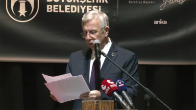 Ankara Büyükşehir Belediye (ABB) Başkanı Mansur Yavaş, taksicilerle iftarda bir