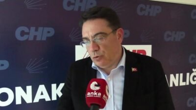 CHP Genel Başkan Yardımcısı Yankı Bağcıoğlu, İstanbul Boğazı yakınlarında Türk