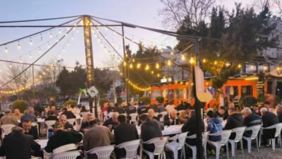 Yumurtalık Belediyesi, belediye personeline ve ailelerine yönelik iftar programı düzenledi. Belediye