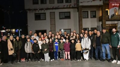 Yunusemre Belediye Başkanı Semih Balaban, Yunusemre Belediyespor tarafından düzenlenen iftar