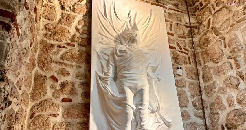 Sekiz kategoride 400’ü aşkın sanatçı ve 1500’den fazla eseri buluşturan