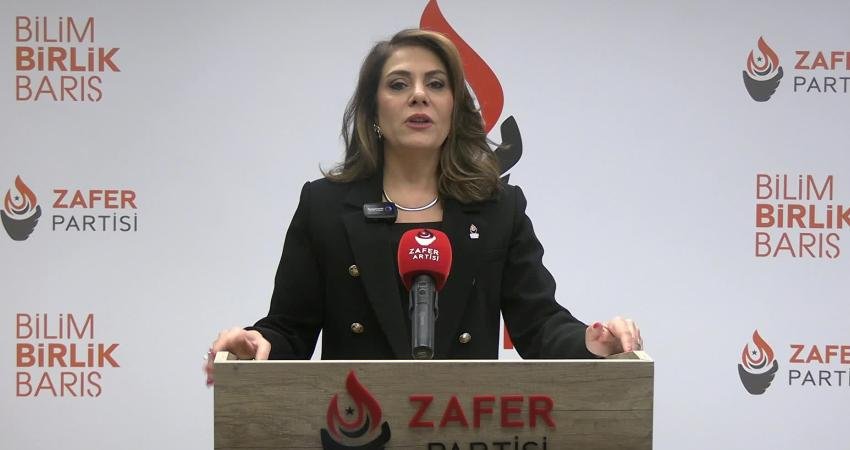 Zafer Partisi Genel Başkan Yardımcısı Aslan’dan “Deprem Haftası” açıklaması: “Mesele siyaset üstüdür ancak sorumluluk siyasidir” Zafer Partisi Genel Başkan Yardımcısı Esmaül Hüsna Aslan, "Deprem Haftası"