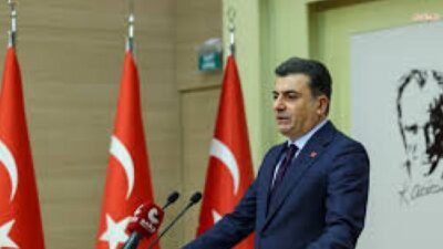 CHP Sözcüsü Zeynel Emre, Milli Eğitim Bakanı Yusuf Tekin’in, CHP