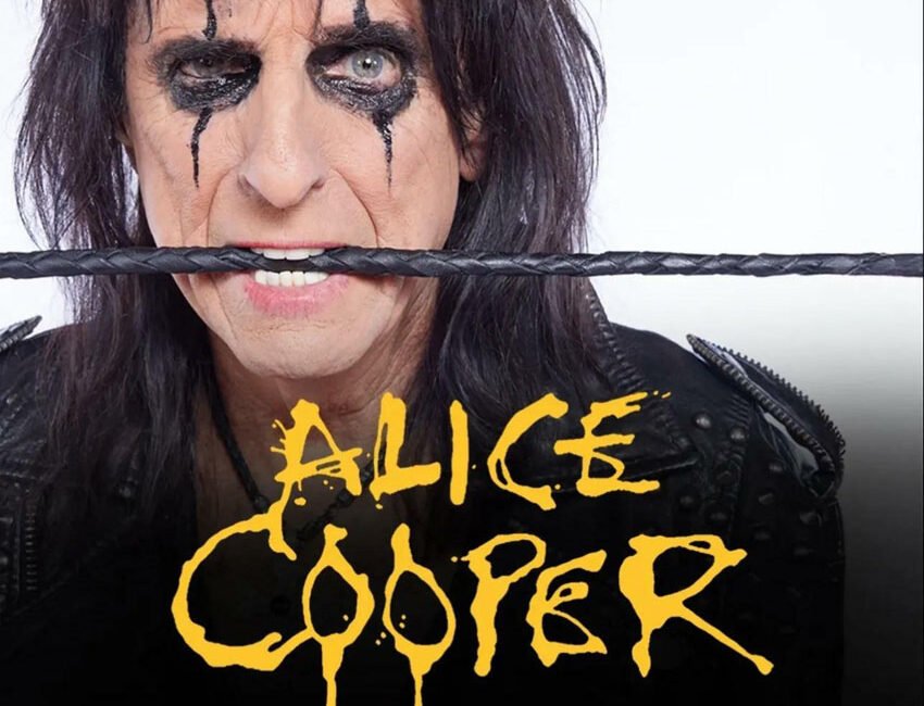 Rock müziğin ikonik isimlerinden Alice Cooper, 13 Haziran’da İstanbul’da sahneye