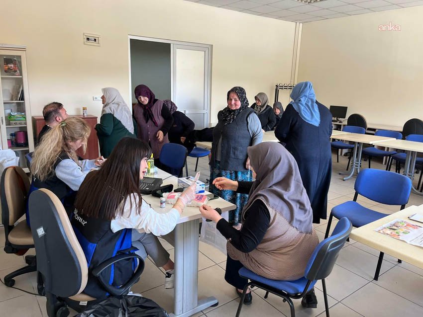 Ankara Büyükşehir Belediyesi (ABB), 25 ilçede başlattığı ücretsiz sağlık taramalarıyla