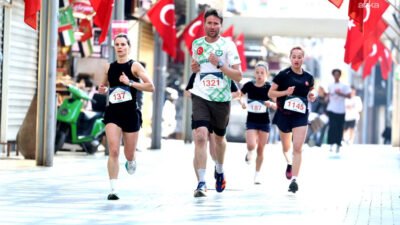 Bursa’nın tarihini sporun enerjisiyle buluşturan “18. Uluslararası Bursa Osmangazi Tarihi