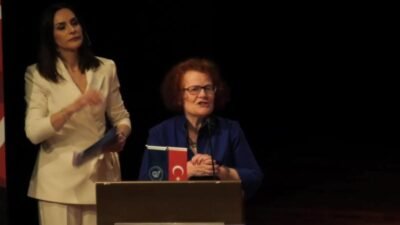 Çağdaş Yaşamı Destekleme Derneği tarafından her yıl 10 Nisan Laiklik