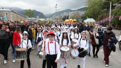 Bursa’da 23 Nisan Ulusal Egemenlik ve Çocuk Bayramı, Büyükşehir Belediyesi