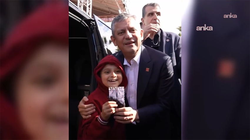 CHP Genel Başkanı Özgür Özel, Urla Belediyesi'nin toplu açılış töreninde