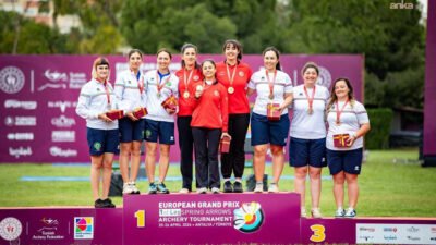 Muğla Büyükşehir Belediyesi Spor Kulübü milli okçuları Hazal Burun ve