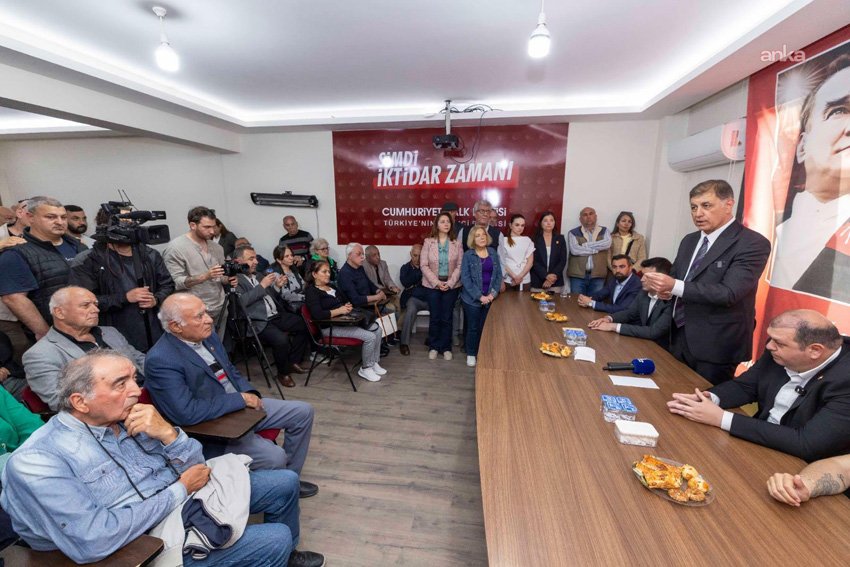 İzmir Büyükşehir Belediye Başkanı Cemil Tugay, Vakıflar Genel Müdürlüğü tarafından