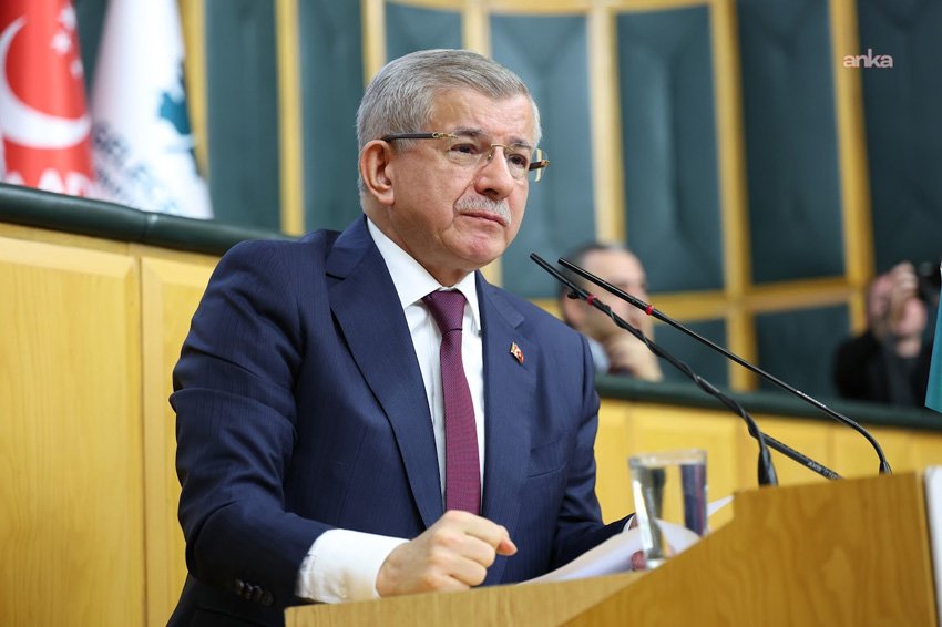 Gelecek Partisi Genel Başkanı Ahmet Davutoğlu, dış politika üzerinden iktidarı