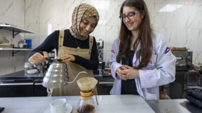 Mersin Büyükşehir Belediyesi Sosyal Hizmetler Dairesi Başkanlığı’na bağlı Meslek Edindirme