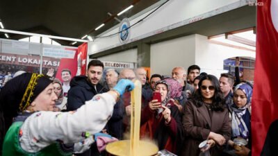 Ortahisar Belediyesi’nin Ankara’da düzenlenen Trabzon Günleri etkinliğindeki standında sergilenen ürünler,