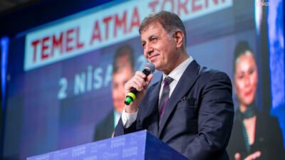 İzmir Büyükşehir Belediye Başkanı Cemil Tugay, Menemen’de 3 bin 100