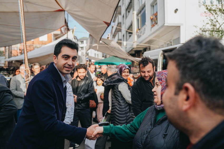 Tuzla Belediye Başkanı Bingöl, saha ziyaretlerine devam ediyor Tuzla Belediye Başkanı Eren Ali Bingöl, saha ziyaretleri kapsamında esnaf