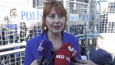 İzmir Büyükşehir Belediyesi'nin Meslek Fabrikası binasının tahliye girişimine karşı başlatılan