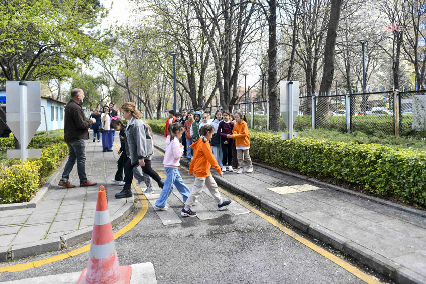 Ankara Büyükşehir Belediyesi (ABB), Başkentli çocukların erken yaşta trafik kurallarıyla