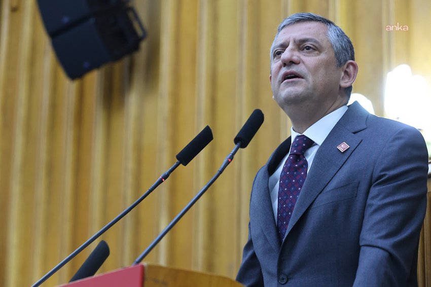 CHP Genel Başkanı Özgür Özel, CHP'li belediyelere yönelik operasyonlara ilişkin