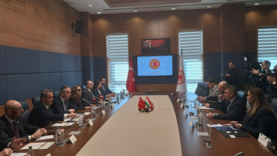 TBMM Anayasa Komisyonu Başkanı Serap Yazıcı Özbudun ve beraberindeki milletvekili