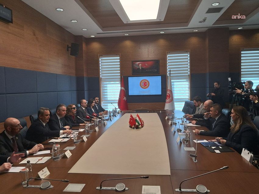 TBMM Anayasa Komisyonu Başkanı Serap Yazıcı Özbudun ve beraberindeki milletvekili