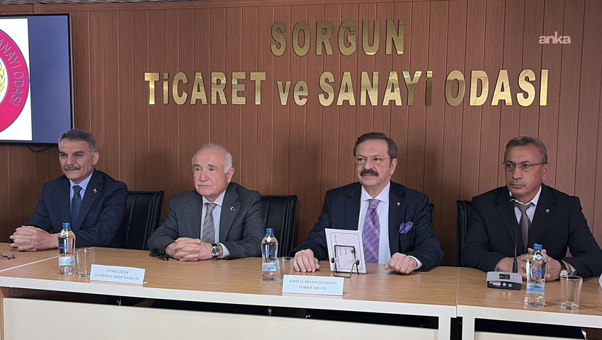 Cumhurbaşkanlığı Yüksek İstişare Kurulu Üyesi Çiçek: “Çok yanlış bir eğitim politikasıyla çocuklarımızı düz liseye gönderiyoruz” Cumhurbaşkanlığı Yüksek İstişare Kurulu Üyesi Cemil Çiçek, "Maalesef çok yanlış