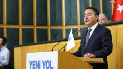 DEVA Partisi Genel Başkanı Ali Babacan, “Yanı başımızda büyük bir