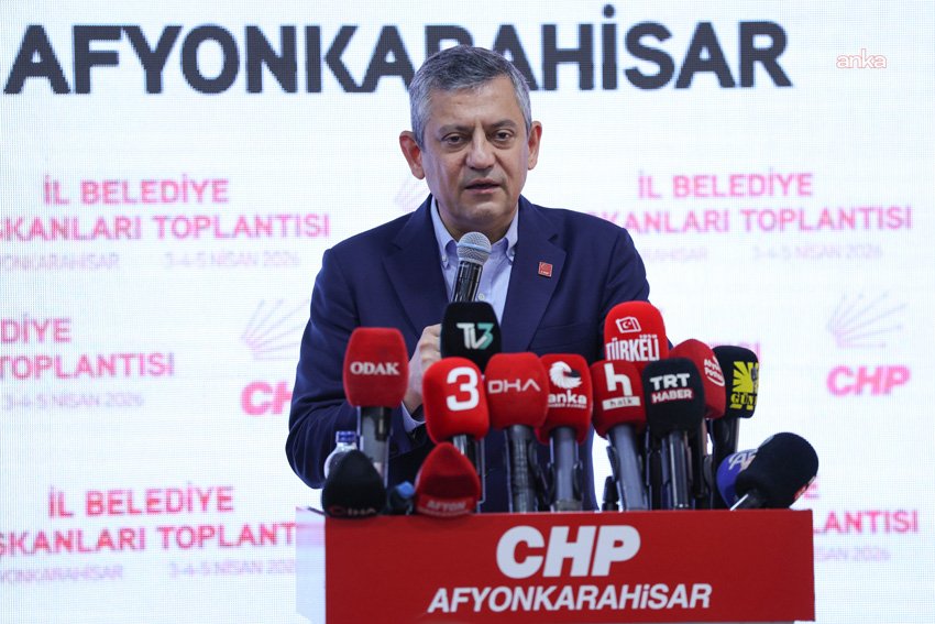 CHP Genel Başkanı Özgür Özel, "Türkiye, büyük bir yoksullukla, işsizlikle