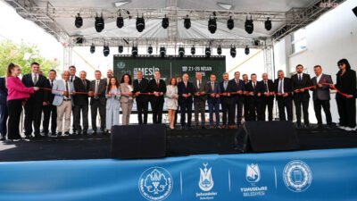 Uluslararası Manisa Mesir Macunu Festivali kapsamında düzenlenen Manisa Mesir Ticaret