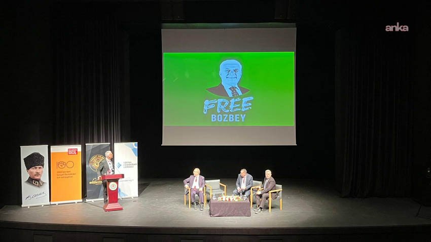 CHP Sağlık Politika Kurulu Başkanı Kayıhan Pala, Bursa Büyükşehir Belediye Bakşanı