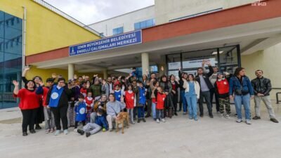 İzmir Büyükşehir Belediyesi’nin “Patili Dostumuz” projesiyle engelli çocuklar ve aileleri,