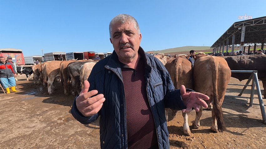 Kurban Bayramı öncesinde Yozgat’ın ilçelerinde bulunan canlı hayvan pazarlarında kurbanlık