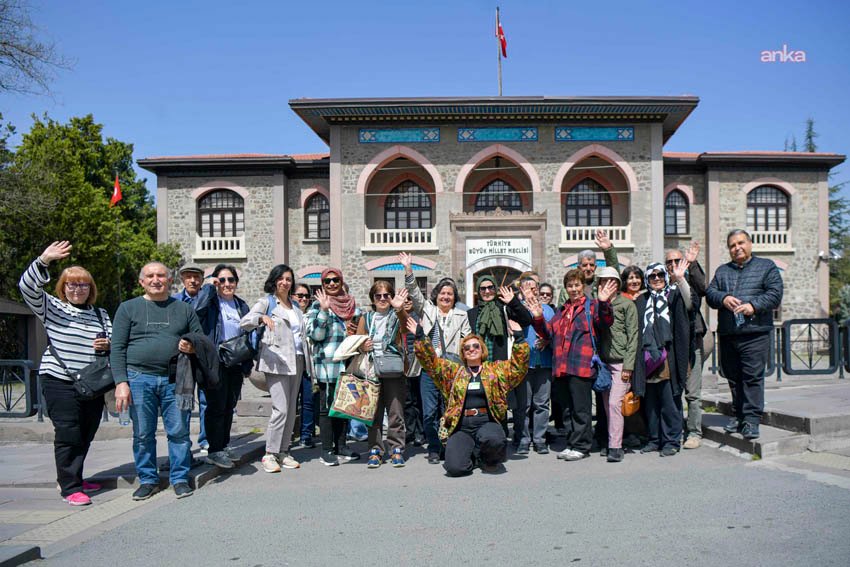 Ankara Büyükşehir Belediyesi, "Panoramik Ankara Turu"nu başlattı. Her çarşamba düzenlenen