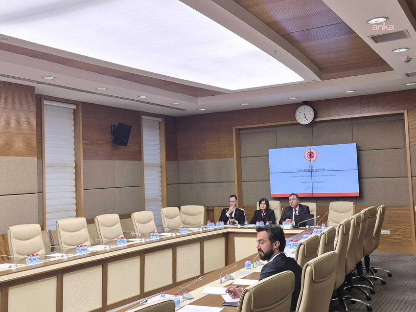 TBMM Dijital Mecralar Komisyonu'nda, sosyal medya ve dijital oyunların çocuklar
