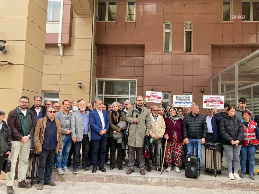 Manisa'da Mitsubishi'ye ait bir fabrika inşaatında işçiler Ali Baba Gökalp