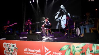 Yüreğir Belediyesi'nin 14. Uluslararası Portakal Çiçeği Karnavalı kapsamında Doğankent’te düzenlediği Mikail