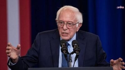 Bernie Sanders, hafta sonu ABD genelinde düzenlenen “Krallara Hayır” protestolarına
