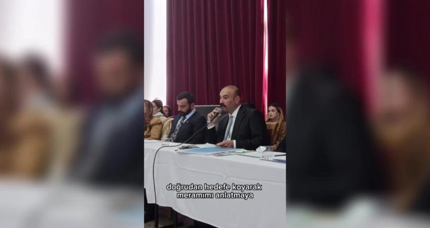 Adalar Belediye Meclisi’nde “araç” tartışması: “Halk belirli bir adrese yönlendiriliyor” Adalar Belediye Meclisi'nin nisan ayı birinci birleşiminde ulaşım ve rant