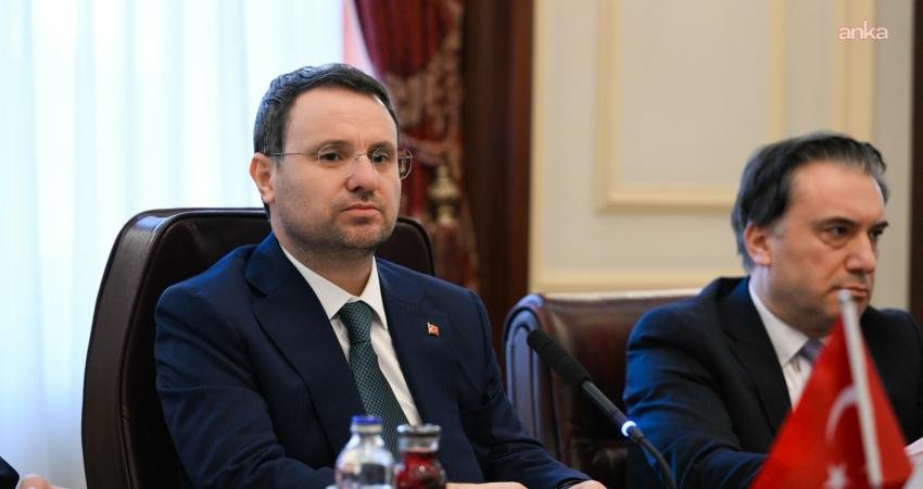 Adalet Bakanı Akın Gürlek, TBMM Suça Sürüklenen Çocuklara İlişkin Araştırma Komisyonu üyelerini kabul etti Adalet Bakanı Akın Gürlek, TBMM Suça Sürüklenen Çocuklara İlişkin Araştırma