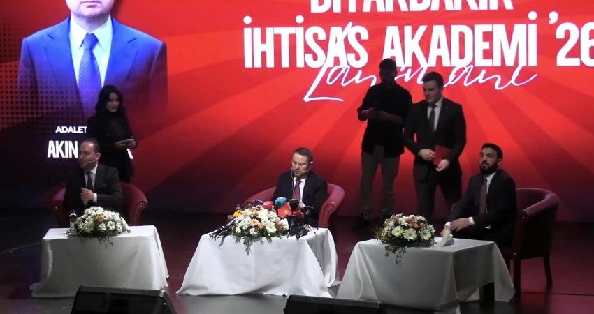 Adalet Bakanı Akın Gürlek, 12'nci Yargı Paketi'nde sosyal medya hesaplarının