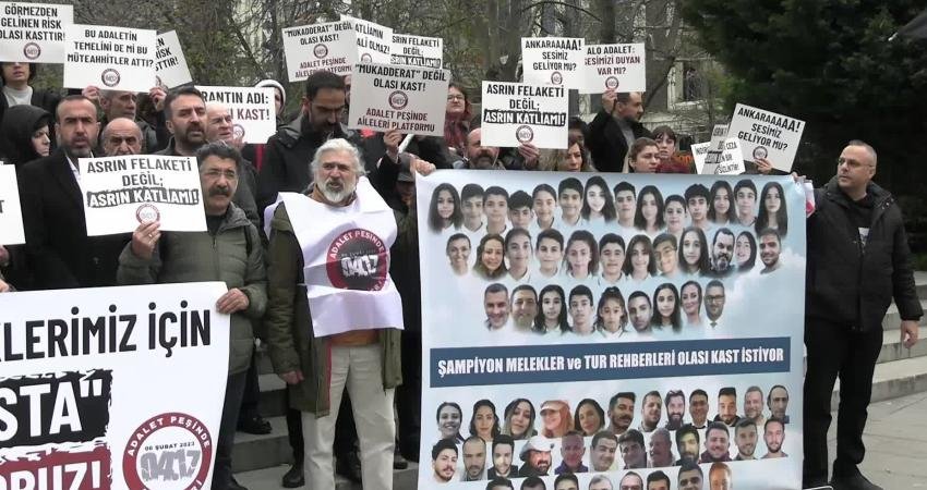 Adalet Peşinde Aileleri Platformu’ndan, Hasan Alpargün Apartmanı davasına çağrı: “Depremde kaybettiklerimiz için ‘olası kasta’ sahip çıkacağız” Adalet Peşinde Aileleri, Ankara'da yaptıkları basın açıklamasında, Adana’da görülecek Hasan