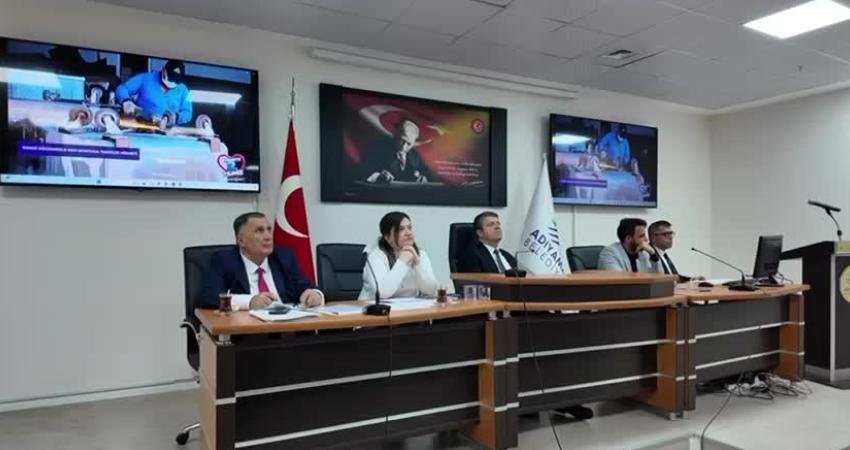 Adıyaman Belediye Başkanı Abdurrahman Tutdere, nisan ayı meclis toplantısında şehir