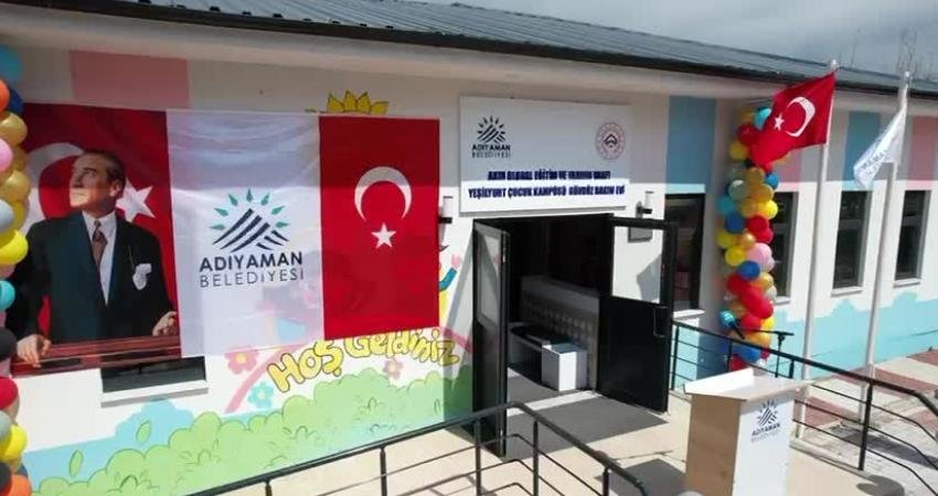 Adıyaman Belediyesi, Yeşilyurt Çocuk Kampüsü’nü hizmete sundu… Başkan Tutdere: “Açılışlarımız devam edecek” Adıyaman Belediye Başkanı Abdurrahman Tutdere’nin seçim vaatleri arasında yer alan