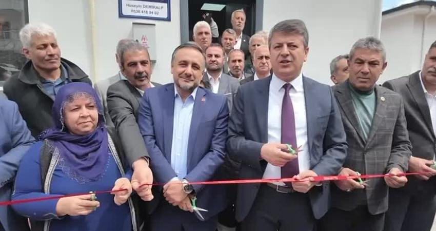 Adıyaman Belediye Başkanı Abdurrahman Tutdere, Yeşilyurt Mahallesi’ne kazandırılan muhtar evi