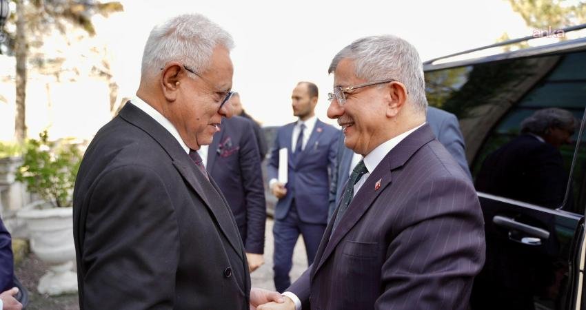 Gelecek Partisi Genel Başkanı Ahmet Davutoğlu ve beraberindeki heyet, Pakistan’ın