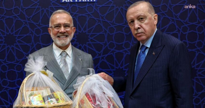 AK Parti Grup Başkanvekili ve Manisa Milletvekili Bahadır Yenişehirlioğlu, Cumhurbaşkanı